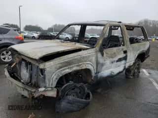 1994 Chevrolet Blazer с VIN 1GNEK18K5RJ386232, выставлен на аукционе Copart как лот 49784725 с пробегом Не указан миль и Списание • Salvage title. История ставок и продаж доступна на DreamBid. Изображение 1.