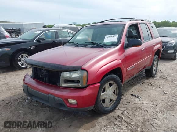 2002 Chevrolet TrailBlazer LS with VIN 1GNDT13S622184578, listed as a IAAI auction lot 42308912 with 218,886 mi miles and . Bid and sale history available at DreamBid. Image 2.