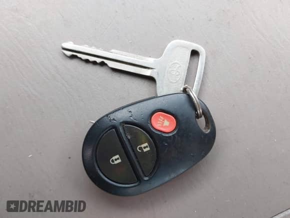 2005 Toyota Sienna CE с VIN 5TDZA23C75S384899, выставлен на аукционе IAAI как лот 43571723 с пробегом 410 641 миль миль и . История ставок и продаж доступна на DreamBid. Изображение 11.