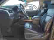 2015 Chevrolet Suburban LTZ с VIN 1GNSCKKC8FR145169, выставлен на аукционе Copart как лот 87014825 с пробегом 172 308 миль миль и Чистый • Clean title. История ставок и продаж доступна на DreamBid. Изображение 7.