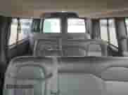 2018 Chevrolet Express Passenger LS с VIN 1GAWGEFG0J1212151, выставлен на аукционе Copart как лот 57289585 с пробегом 138 956 миль миль и Списание • Salvage title. История ставок и продаж доступна на DreamBid. Изображение 10.