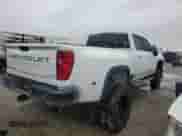 2020 Chevrolet Silverado 3500HD LTZ с VIN 1GC4YUEY7LF279125, выставлен на аукционе Copart как лот 48917435 с пробегом 71 283 миль миль и Списание • Salvage title. История ставок и продаж доступна на DreamBid. Изображение 3.