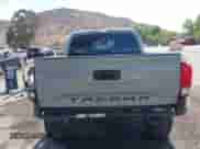 2019 Toyota Tacoma SR5 с VIN 3TMAZ5CN3KM104450, выставлен на аукционе IAAI как лот 43054667 с пробегом 124 554 миль миль и . История ставок и продаж доступна на DreamBid. Изображение 17.