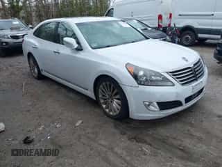 2014 Hyundai Equus Signature z VIN KMHGH4JH0EU085887, wystawiony jako IAAI lot #42042823 z przebiegiem 77 527 mil mil oraz . Historia ofert i sprzedaży dostępna na DreamBid. Obrazek 1.