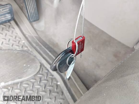 2002 Chevrolet Silverado 1500 LS с VIN 2GCEC19T221397282, выставлен на аукционе IAAI как лот 42604350 с пробегом 200 155 миль миль и . История ставок и продаж доступна на DreamBid. Изображение 11.