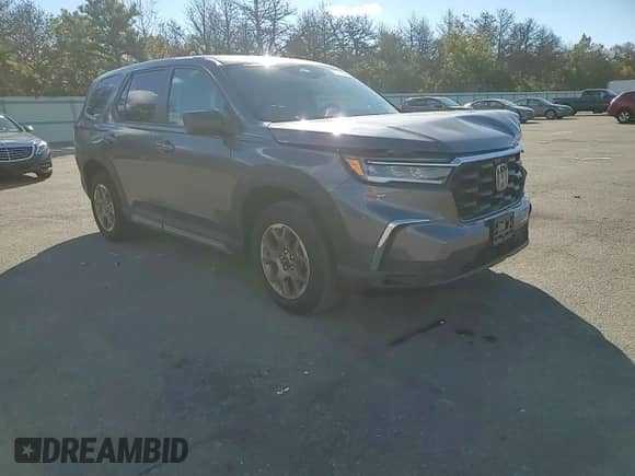 2023 Honda Pilot LX с VIN 5FNYG1H22PB022488, выставлен на аукционе Copart как лот 75111394 с пробегом 3 346 миль миль и Списание • Salvage title. История ставок и продаж доступна на DreamBid. Изображение 11.