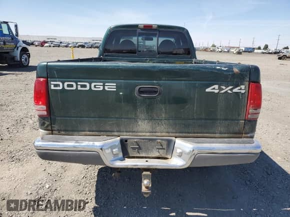 1998 Dodge Dakota SLT with VIN 1B7GG22YXWS634776, listed as a Copart auction lot 68943985 with 123,997 mi miles and Salvage title. Bid and sale history available at DreamBid. Image 6.