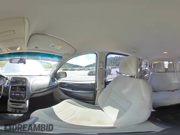 2014 Dodge Grand Caravan American Value with VIN 2C4RDGBG5ER101854, listed as a Copart auction lot 67929095 with 165,607 mi miles and Salvage title. Bid and sale history available at DreamBid. Image 15.