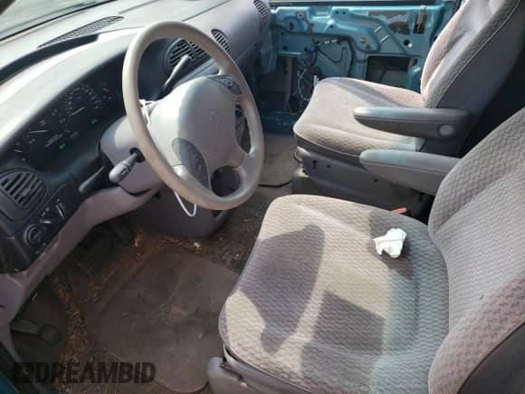 1999 Dodge Caravan SE z VIN 2B4GP44G3XR423211, wystawiony jako Copart lot #69094794 z przebiegiem 158 050 mil mil oraz Szkoda całkowita • Salvage title. Historia ofert i sprzedaży dostępna na DreamBid. Obrazek 7.