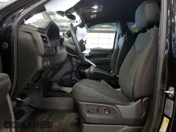 2023 Chevrolet Tahoe Commercial с VIN 1GNSKLED9PR181421, выставлен на аукционе Copart как лот 58936685 с пробегом 33 996 миль миль и Списание • Salvage title. История ставок и продаж доступна на DreamBid. Изображение 7.