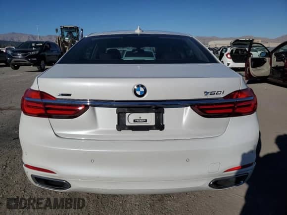 2019 BMW 7 Series 750i xDrive with VIN WBA7F2C50KB240508, listed as a Copart auction lot 80551464 with 51,271 mi miles and Salvage title. Bid and sale history available at DreamBid. Image 6.