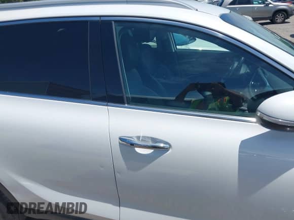 2016 Kia Sorento EX with VIN 5XYPH4A16GG024040, listed as a IAAI auction lot 42906980 with 179,671 mi miles and . Bid and sale history available at DreamBid. Image 13.