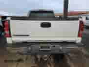 2005 Chevrolet Silverado 3500 с VIN 1GCHK34275E324244, выставлен на аукционе Copart как лот 81578204 с пробегом 93 152 миль миль и Списание • Salvage title. История ставок и продаж доступна на DreamBid. Изображение 6.