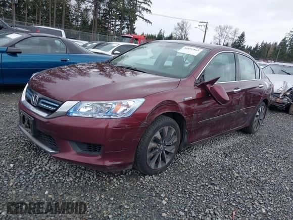 2014 Honda Accord Touring z VIN 1HGCR6F77EA008447, wystawiony jako IAAI lot #41892865 z przebiegiem 113 740 mil mil oraz . Historia ofert i sprzedaży dostępna na DreamBid. Obrazek 2.