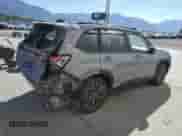 2025 Subaru Forester Special Sports z VIN JF2SLDHC9SH555590, wystawiony jako Copart lot #81790935 z przebiegiem 6 761 mil mil oraz Szkoda całkowita • Salvage title. Historia ofert i sprzedaży dostępna na DreamBid. Obrazek 3.