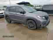 2021 Honda Passport Sport z VIN 5FNYF7H23MB014465, wystawiony jako Copart lot #60483005 z przebiegiem 46 533 mil mil oraz Szkoda całkowita • Salvage title. Historia ofert i sprzedaży dostępna na DreamBid. Obrazek 4.