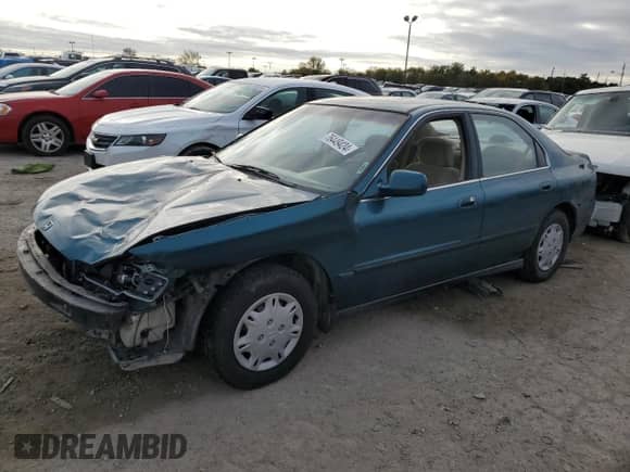 1995 Honda Accord LX с VIN 1HGCD5536SA091467, выставлен на аукционе Copart как лот 80224824 с пробегом 186 314 миль миль и На запчасти • Non repairable. История ставок и продаж доступна на DreamBid. Изображение 1.