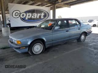1988 BMW 7 Series с VIN WBAGB4317J3202089, выставлен на аукционе Copart как лот 58818335 с пробегом Не указан миль и Списание • Salvage title. История ставок и продаж доступна на DreamBid. Изображение 1.