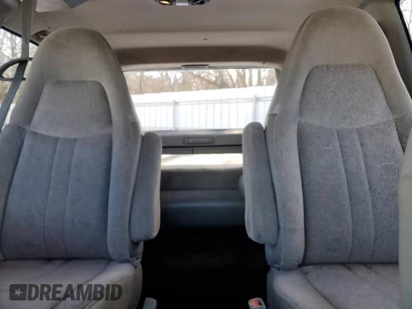 1998 Chevrolet Astro с VIN 1GNEL19WXWB111590, выставлен на аукционе Copart как лот 83527884 с пробегом 161 137 миль миль и Списание • Salvage title. История ставок и продаж доступна на DreamBid. Изображение 10.