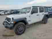 2025 Jeep Wrangler Sport S с VIN 1C4PJXDN4SW540350, выставлен на аукционе Copart как лот 81262915 с пробегом 1 309 миль миль и Списание • Salvage title. История ставок и продаж доступна на DreamBid. Изображение 1.