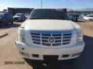 2007 Cadillac Escalade ESV с VIN 1GYFK66867R356828, выставлен на аукционе Copart как лот 85889315 с пробегом 170 498 миль миль и На запчасти • Non repairable. История ставок и продаж доступна на DreamBid. Изображение 5.