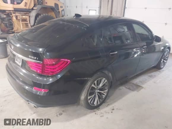 2012 BMW 5 Series 550i Gran Turismo xDrive с VIN WBASP4C53CC899889, выставлен на аукционе IAAI как лот 42595269 с пробегом 142 670 миль миль и . История ставок и продаж доступна на DreamBid. Изображение 4.