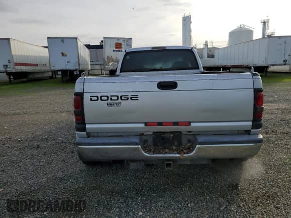 2001 Dodge 3500 с VIN 1B7MC33W71J574245, выставлен на аукционе Copart как лот 84877774 с пробегом 200 945 миль миль и Списание • Salvage title. История ставок и продаж доступна на DreamBid. Изображение 6.