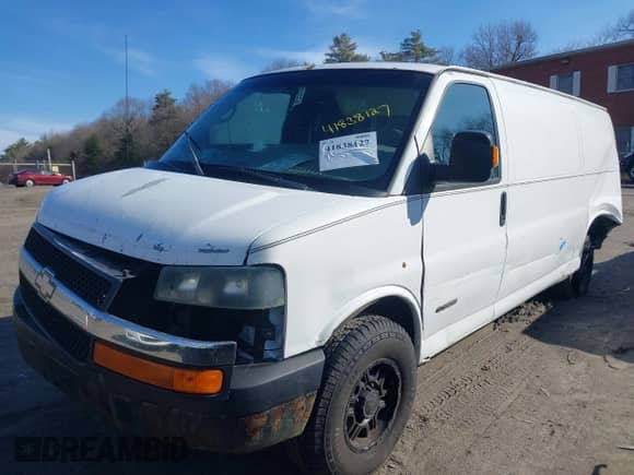 2004 Chevrolet Express Cargo with VIN 1GCGG29VX41194296, listed as a IAAI auction lot 41838127 with 322,816 mi miles and . Bid and sale history available at DreamBid. Image 2.