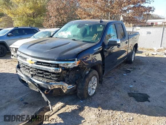 2023 Chevrolet Silverado 1500 LT with VIN 1GCRDDED8PZ112002, listed as a IAAI auction lot 41476101 with 116,730 mi miles and . Bid and sale history available at DreamBid. Image 2.