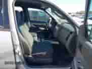 2011 Ford Escape XLT с VIN 1FMCU9D70BKB25872, выставлен на аукционе IAAI как лот 43502452 с пробегом 147 391 миль миль и . История ставок и продаж доступна на DreamBid. Изображение 5.