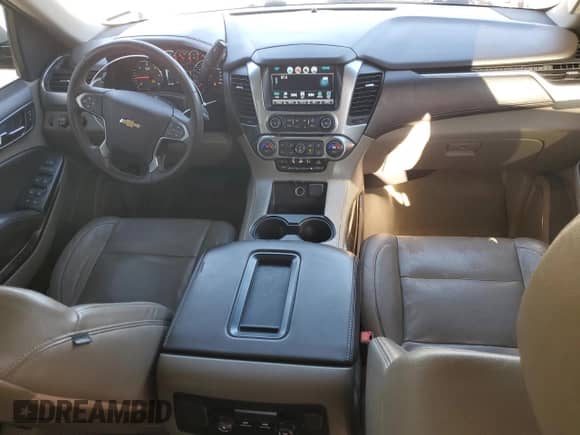 2018 Chevrolet Tahoe LS z VIN 1GNSKAKC5JR386192, wystawiony jako Copart lot #42802055 z przebiegiem 128 349 mil mil oraz Szkoda całkowita • Salvage title. Historia ofert i sprzedaży dostępna na DreamBid. Obrazek 8.