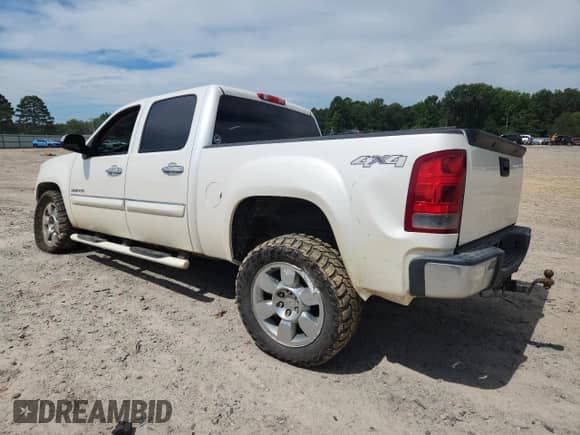 2011 GMC Sierra 1500 SLT z VIN 3GTP2WE31BG346653, wystawiony jako Copart lot #62480455 z przebiegiem 162 771 mil mil oraz Szkoda całkowita • Salvage title. Historia ofert i sprzedaży dostępna na DreamBid. Obrazek 2.