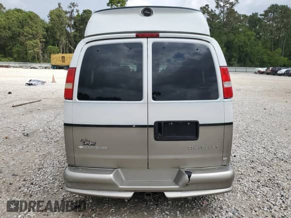 2005 Chevrolet Express Cargo YF7 Upfitter with VIN 1GBFG15T251254507, listed as a Copart auction lot 54496625 with 162,700 mi miles and Salvage title. Bid and sale history available at DreamBid. Image 6.