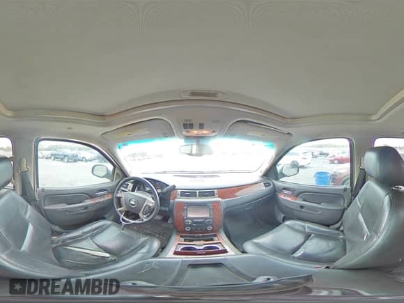 2014 Chevrolet Tahoe LTZ с VIN 1GNSCCE08ER106698, выставлен на аукционе Copart как лот 52803935 с пробегом 379 720 миль миль и Списание • Salvage title. История ставок и продаж доступна на DreamBid. Изображение 14.