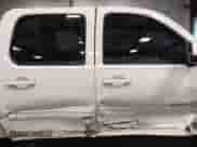 2012 GMC Sierra 1500 SLT z VIN 3GTP1WE0XCG266083, wystawiony jako IAAI lot #41259711 z przebiegiem 75 003 mil mil oraz . Historia ofert i sprzedaży dostępna na DreamBid. Obrazek 13.