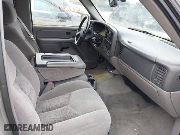 2004 Chevrolet Tahoe LS with VIN 1GNEK13ZX4R286190, listed as a IAAI auction lot 42289911 with 81,889 mi miles and . Bid and sale history available at DreamBid. Image 5.