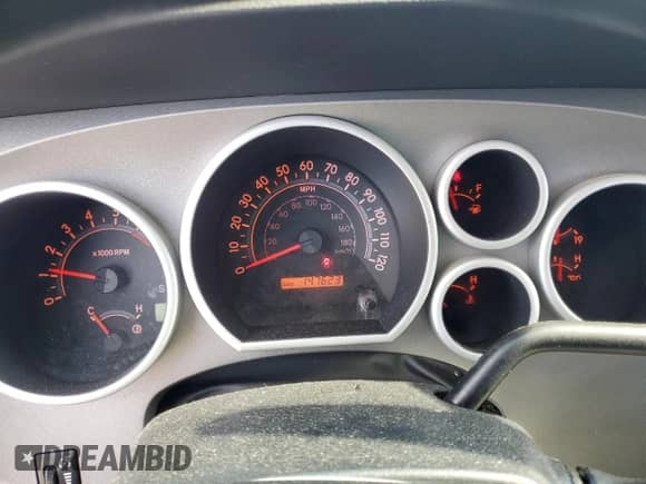 2011 Toyota Tundra с VIN 5TFRM5F10BX028500, выставлен на аукционе Copart как лот 69308855 с пробегом 147 623 миль миль и Списание • Salvage title. История ставок и продаж доступна на DreamBid. Изображение 9.