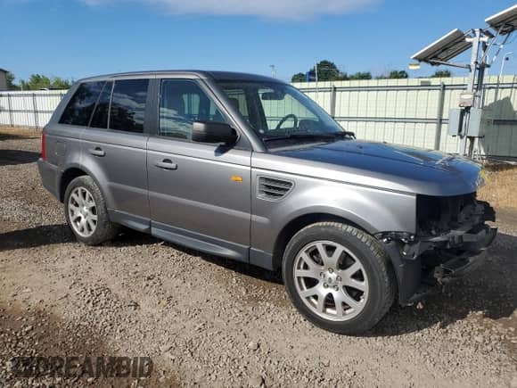 2007 Land Rover Range Rover Sport HSE with VIN SALSK25497A995823, listed as a Copart auction lot 70311495 with 117,265 mi miles and Salvage title. Bid and sale history available at DreamBid. Image 4.