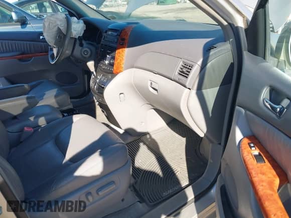 2008 Toyota Sienna XLE с VIN 5TDZK22C18S184166, выставлен на аукционе IAAI как лот 43463569 с пробегом 224 271 миль миль и . История ставок и продаж доступна на DreamBid. Изображение 5.