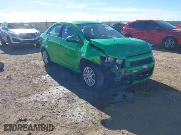 2014 Chevrolet Sonic LT с VIN 1G1JC5SH3E4219619, выставлен на аукционе IAAI как лот 41208791 с пробегом 122 161 миль миль и . История ставок и продаж доступна на DreamBid. Изображение 1.