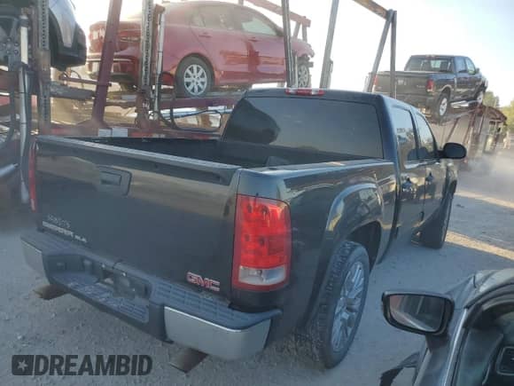 2007 GMC Sierra 1500 SLE2 с VIN 2GTEC13J471555412, выставлен на аукционе Copart как лот 81993315 с пробегом 211 999 миль миль и Списание • Salvage title. История ставок и продаж доступна на DreamBid. Изображение 3.