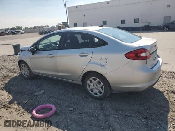2011 Ford Fiesta S с VIN 3FADP4AJXBM207383, выставлен на аукционе Copart как лот 71039745 с пробегом 111 821 миль миль и Списание • Salvage title. История ставок и продаж доступна на DreamBid. Изображение 2.