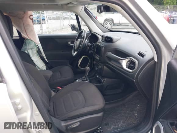 2018 Jeep Renegade Latitude с VIN ZACCJBBB0JPH95535, выставлен на аукционе IAAI как лот 42865906 с пробегом 96 110 миль миль и . История ставок и продаж доступна на DreamBid. Изображение 5.