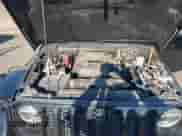 2021 Jeep Wrangler Unlimited Sahara z VIN 1C4JJXP62MW826470, wystawiony jako IAAI lot #41651709 z przebiegiem 44 677 mil mil oraz . Historia ofert i sprzedaży dostępna na DreamBid. Obrazek 10.