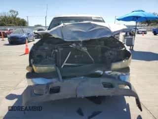 2003 Chevrolet Silverado 1500 LS z VIN 2GCEC19VX31387229, wystawiony jako Copart lot #82535695 z przebiegiem 193 260 mil mil oraz Szkoda całkowita • Salvage title. Historia ofert i sprzedaży dostępna na DreamBid. Obrazek 5.