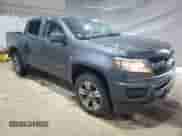 2017 Chevrolet Colorado 4WD WT z VIN 1GCGTBEN7H1243896, wystawiony jako Copart lot #60108675 z przebiegiem 105 418 mil mil oraz Szkoda całkowita • Salvage title. Historia ofert i sprzedaży dostępna na DreamBid. Obrazek 4.