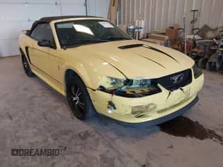 2001 Ford Mustang Deluxe with VIN 1FAFP44471F234022, listed as a IAAI auction lot 43056246 with 171,341 mi miles and . Bid and sale history available at DreamBid. Image 1.