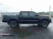 2022 Toyota Tacoma Limited with VIN 3TMGZ5AN4NM463887, listed as a IAAI auction lot 41592060 with 61,026 mi miles and . Bid and sale history available at DreamBid. Image 13.