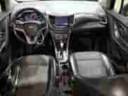 2021 Chevrolet Trax LT с VIN KL7CJLSB0MB309369, выставлен на аукционе Copart как лот 52088635 с пробегом 175 258 миль миль и Чистый • Clean title. История ставок и продаж доступна на DreamBid. Изображение 8.