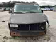 2001 Chevrolet Astro Cargo YF7 Upfitter с VIN 1GBDM19W61B157562, выставлен на аукционе Copart как лот 42945935 с пробегом 271 206 миль миль и Списание • Salvage title. История ставок и продаж доступна на DreamBid. Изображение 5.